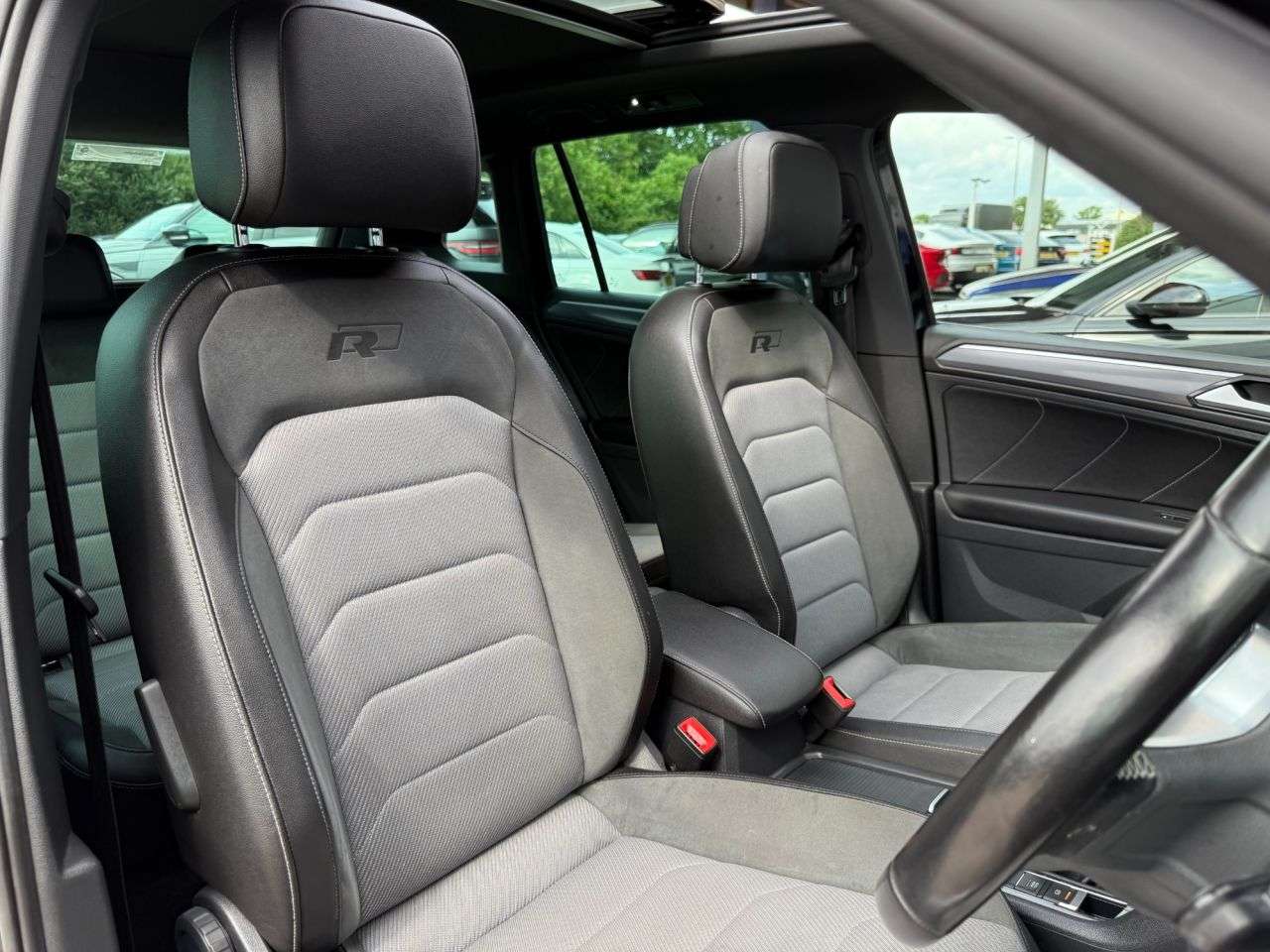 2017 VOLKSWAGEN TIGUAN 2017 VOLKSWAGEN TIGUAN