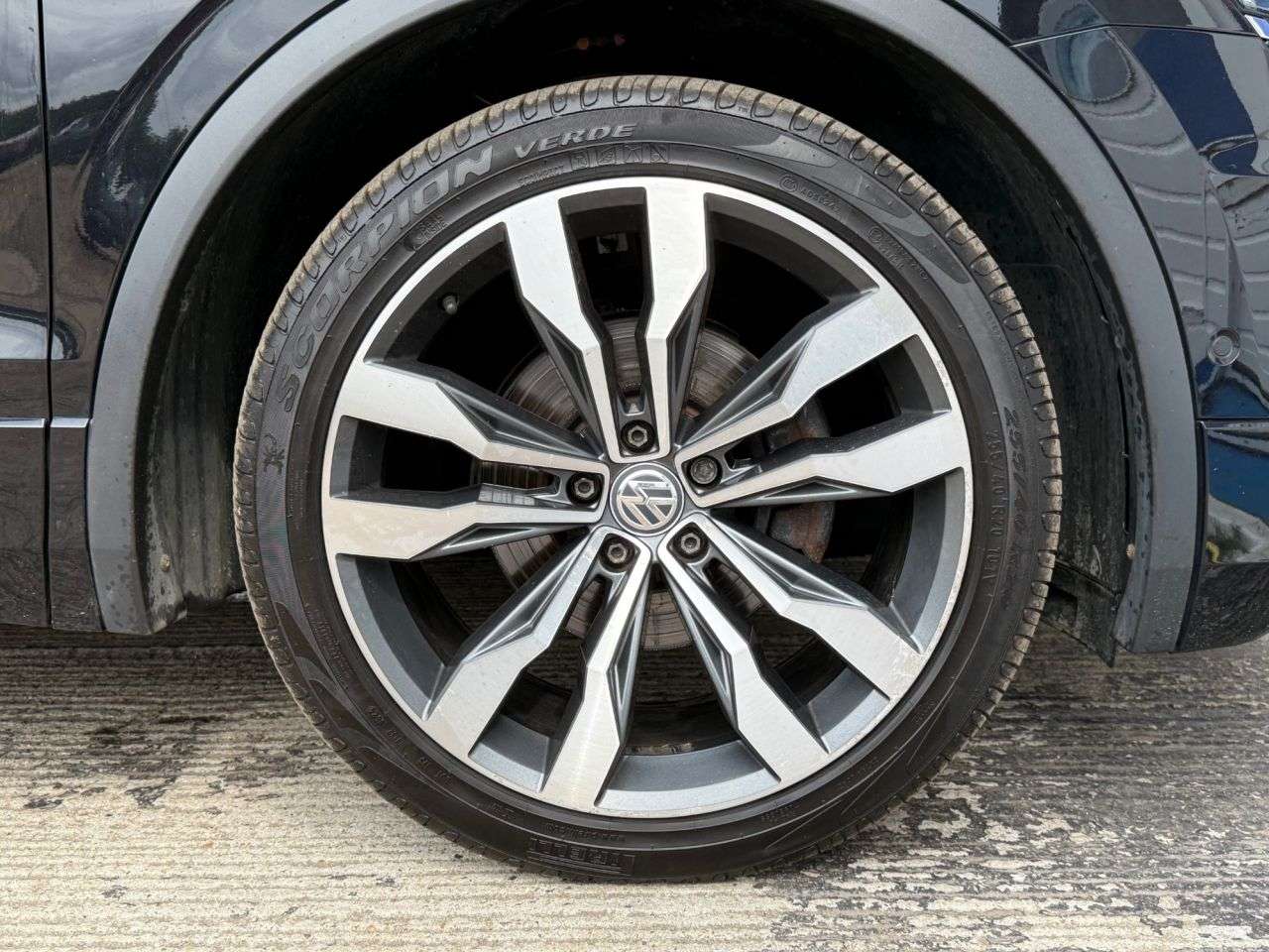 2017 VOLKSWAGEN TIGUAN 2017 VOLKSWAGEN TIGUAN