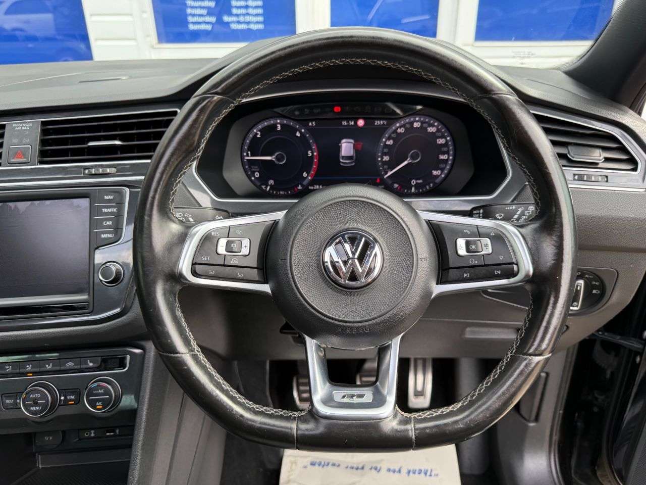 2017 VOLKSWAGEN TIGUAN 2017 VOLKSWAGEN TIGUAN