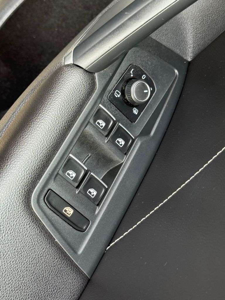 2017 VOLKSWAGEN TIGUAN 2017 VOLKSWAGEN TIGUAN