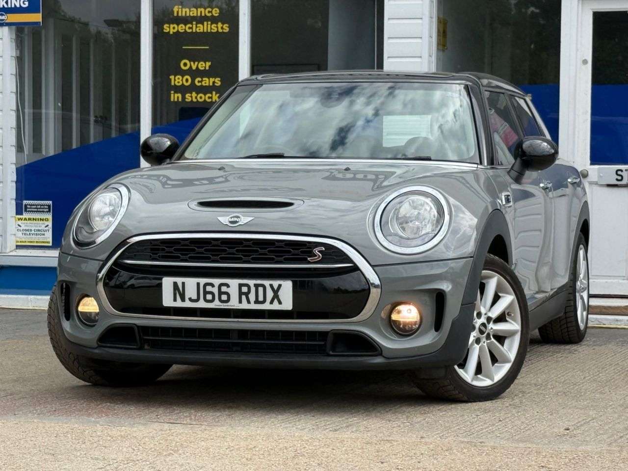 2016 MINI CLUBMAN 2016 MINI CLUBMAN