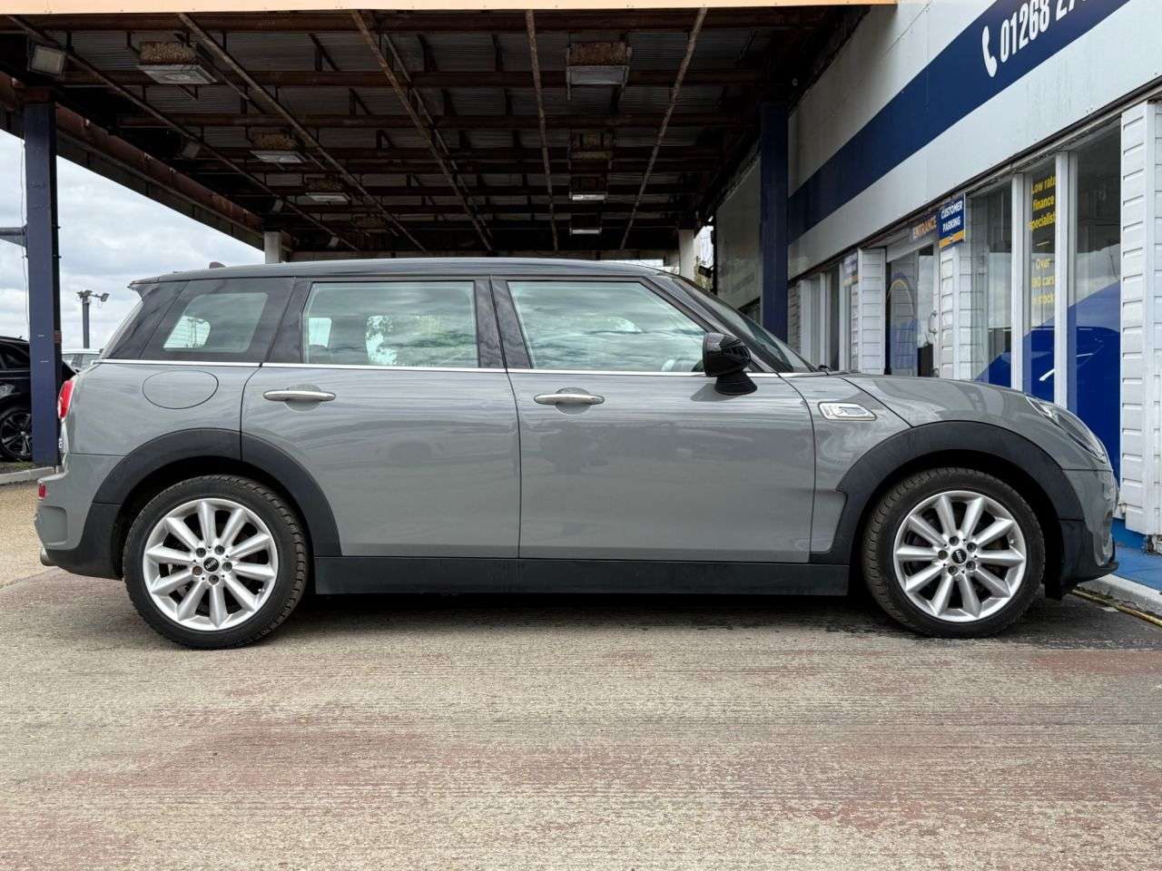 2016 MINI CLUBMAN 2016 MINI CLUBMAN