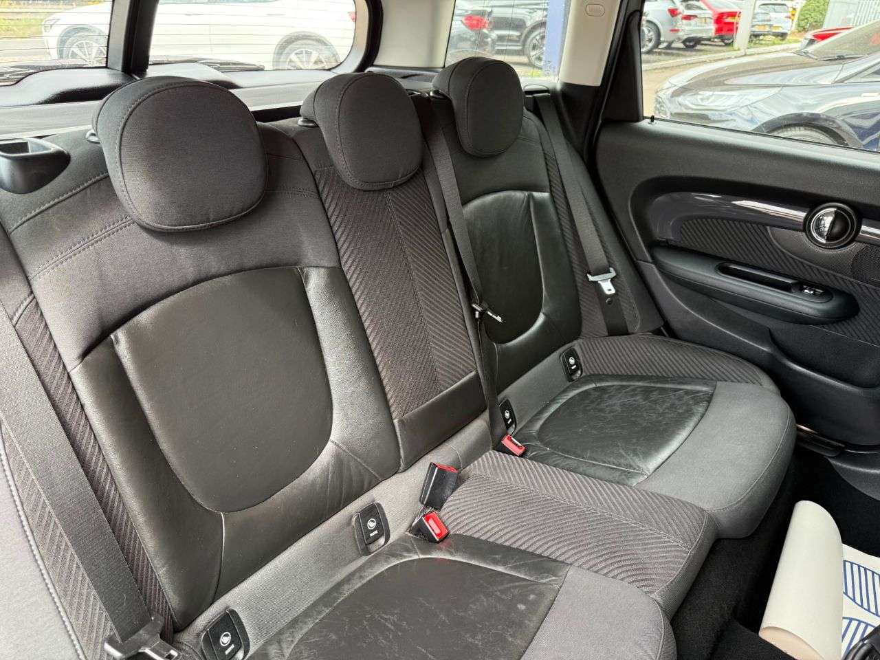 2016 MINI CLUBMAN 2016 MINI CLUBMAN