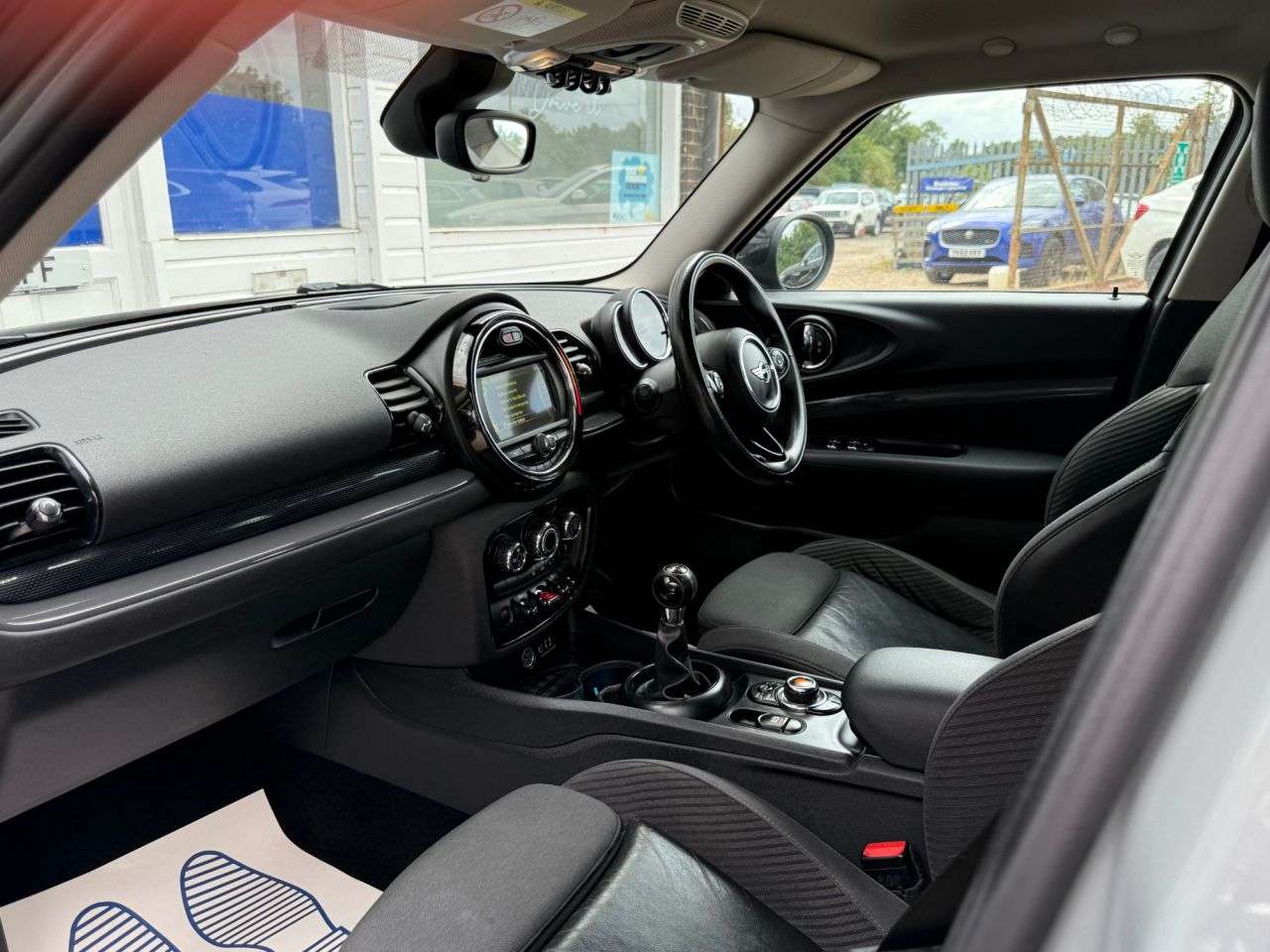 2016 MINI CLUBMAN 2016 MINI CLUBMAN