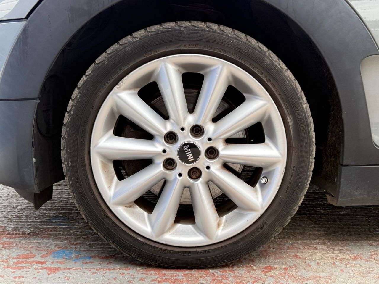 2016 MINI CLUBMAN 2016 MINI CLUBMAN