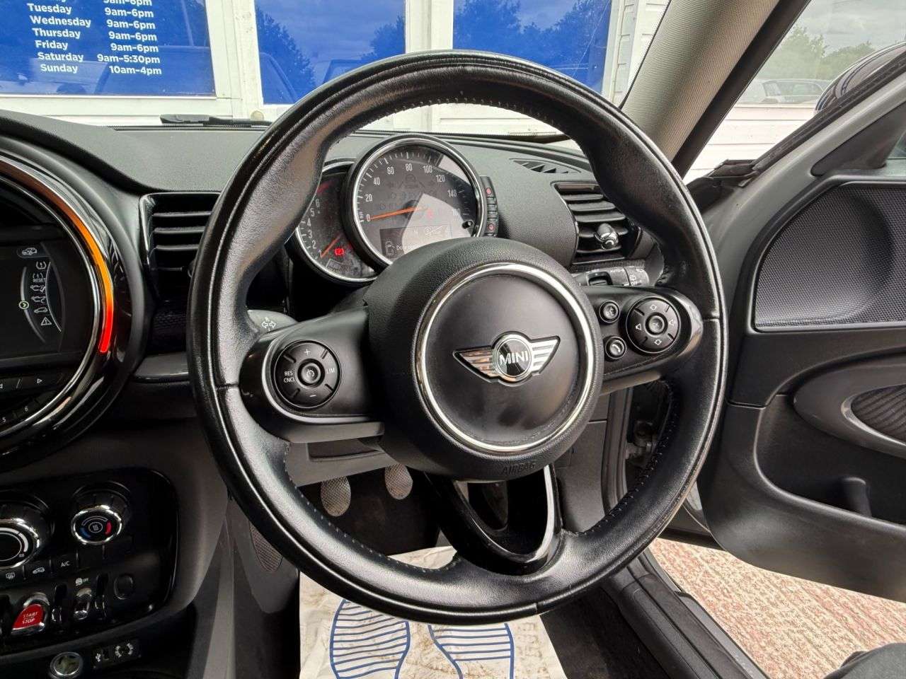 2016 MINI CLUBMAN 2016 MINI CLUBMAN