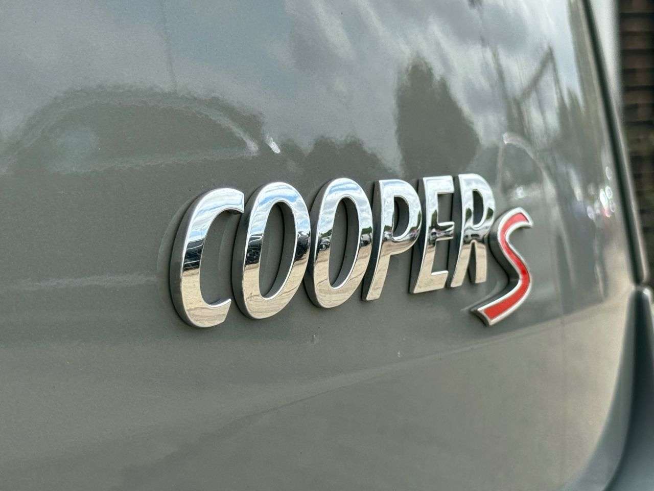 2016 MINI CLUBMAN 2016 MINI CLUBMAN