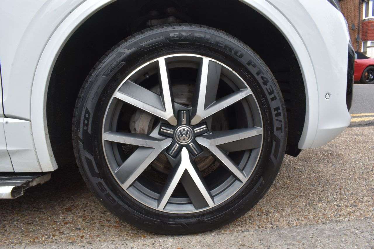 2019 VOLKSWAGEN TOUAREG 2019 VOLKSWAGEN TOUAREG