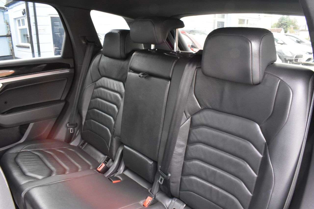 2019 VOLKSWAGEN TOUAREG 2019 VOLKSWAGEN TOUAREG