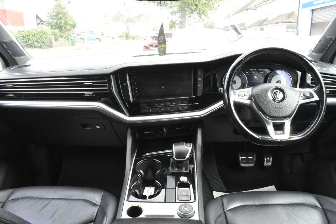 2019 VOLKSWAGEN TOUAREG 2019 VOLKSWAGEN TOUAREG