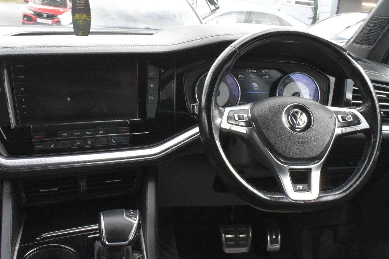 2019 VOLKSWAGEN TOUAREG 2019 VOLKSWAGEN TOUAREG