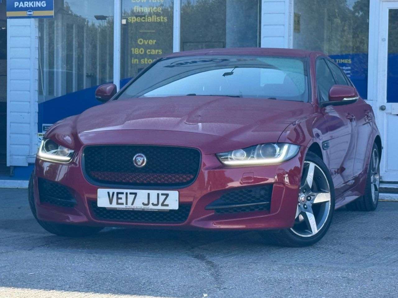 2017 JAGUAR XE 2017 JAGUAR XE