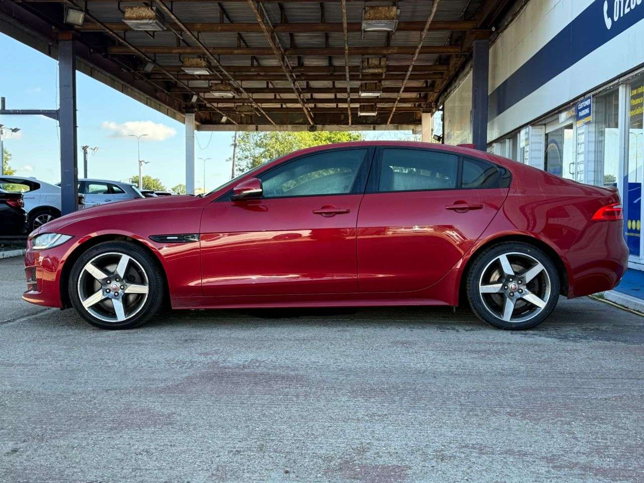 2017 JAGUAR XE 2017 JAGUAR XE