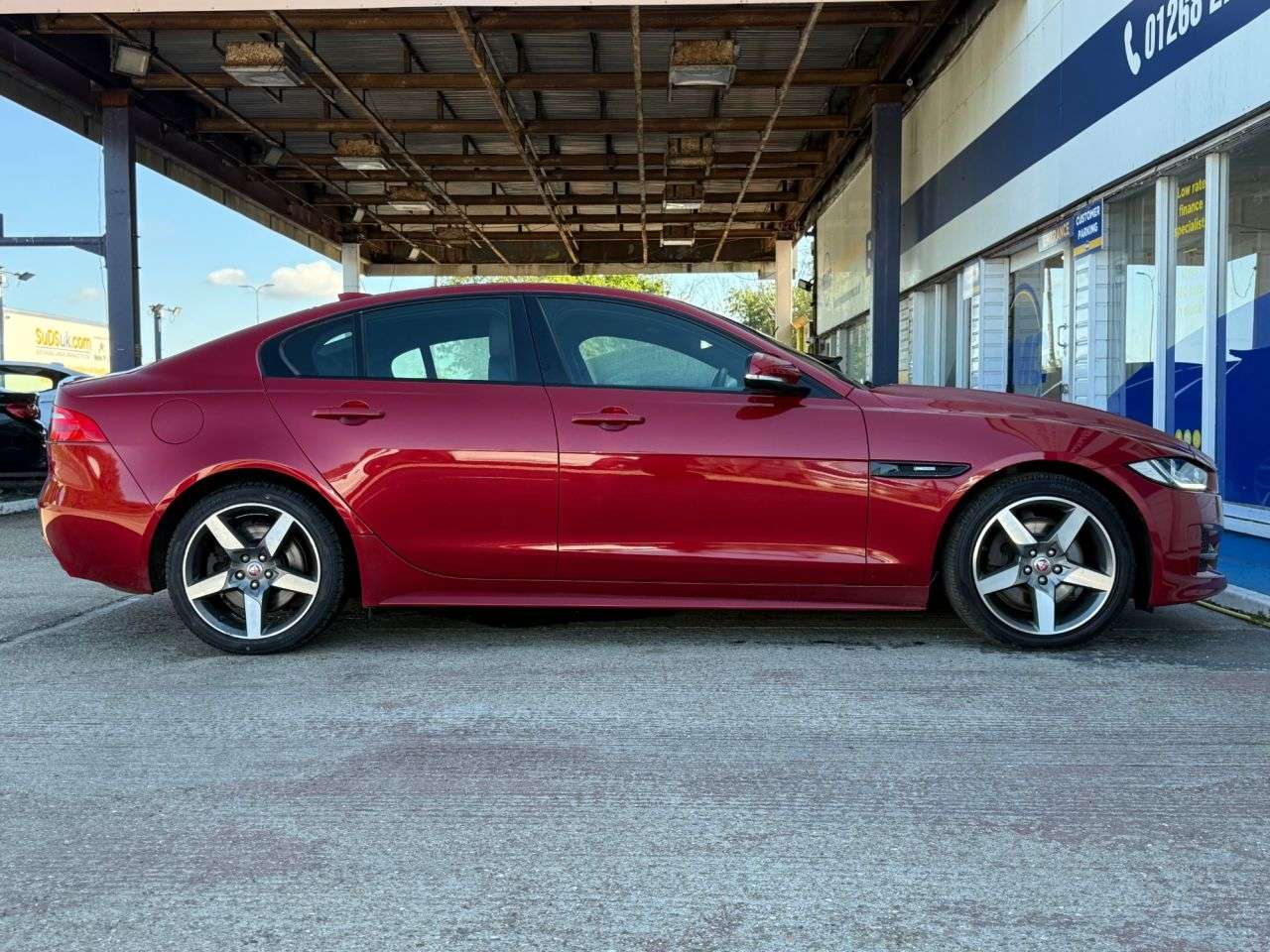2017 JAGUAR XE 2017 JAGUAR XE