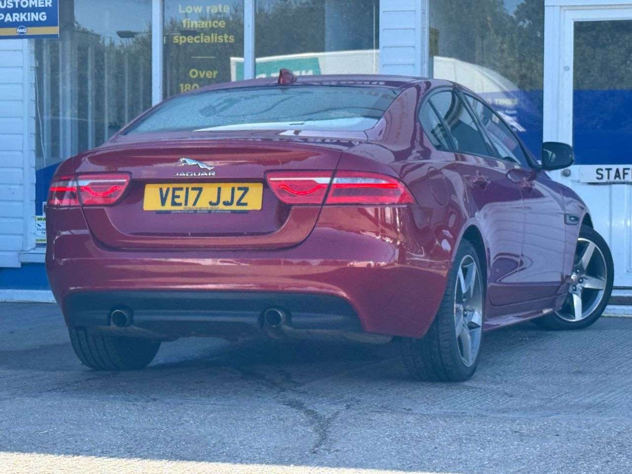 2017 JAGUAR XE 2017 JAGUAR XE