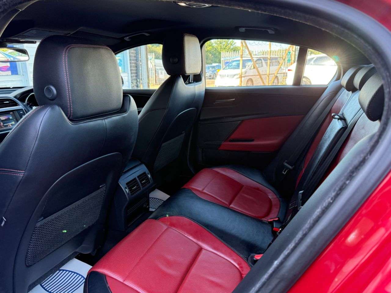 2017 JAGUAR XE 2017 JAGUAR XE