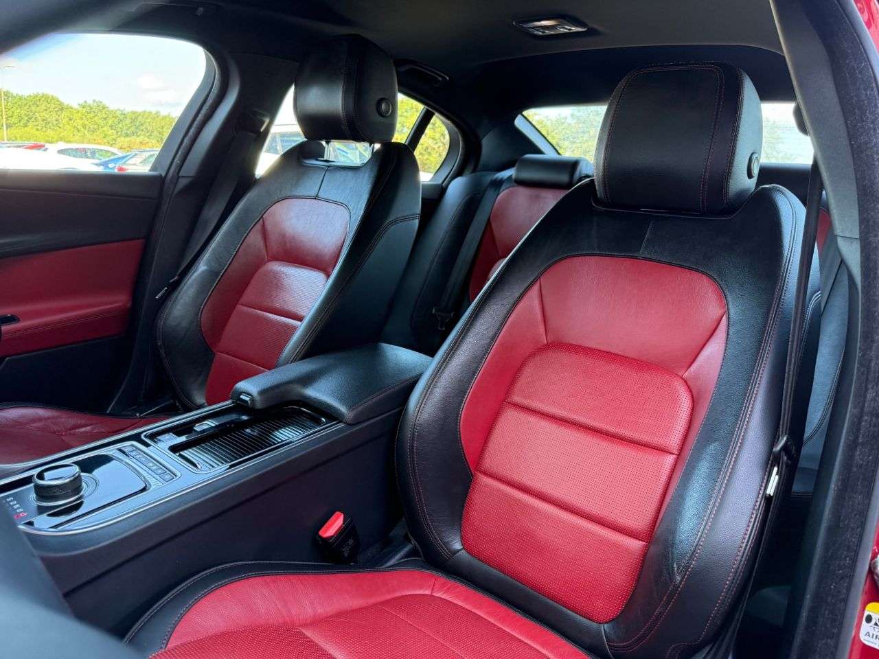 2017 JAGUAR XE 2017 JAGUAR XE