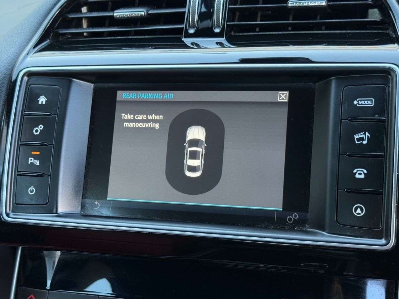 2017 JAGUAR XE 2017 JAGUAR XE