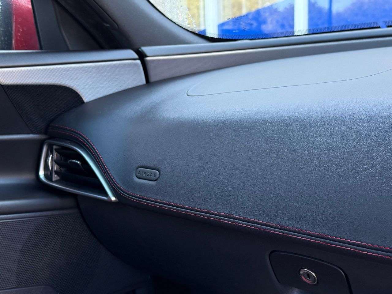 2017 JAGUAR XE 2017 JAGUAR XE