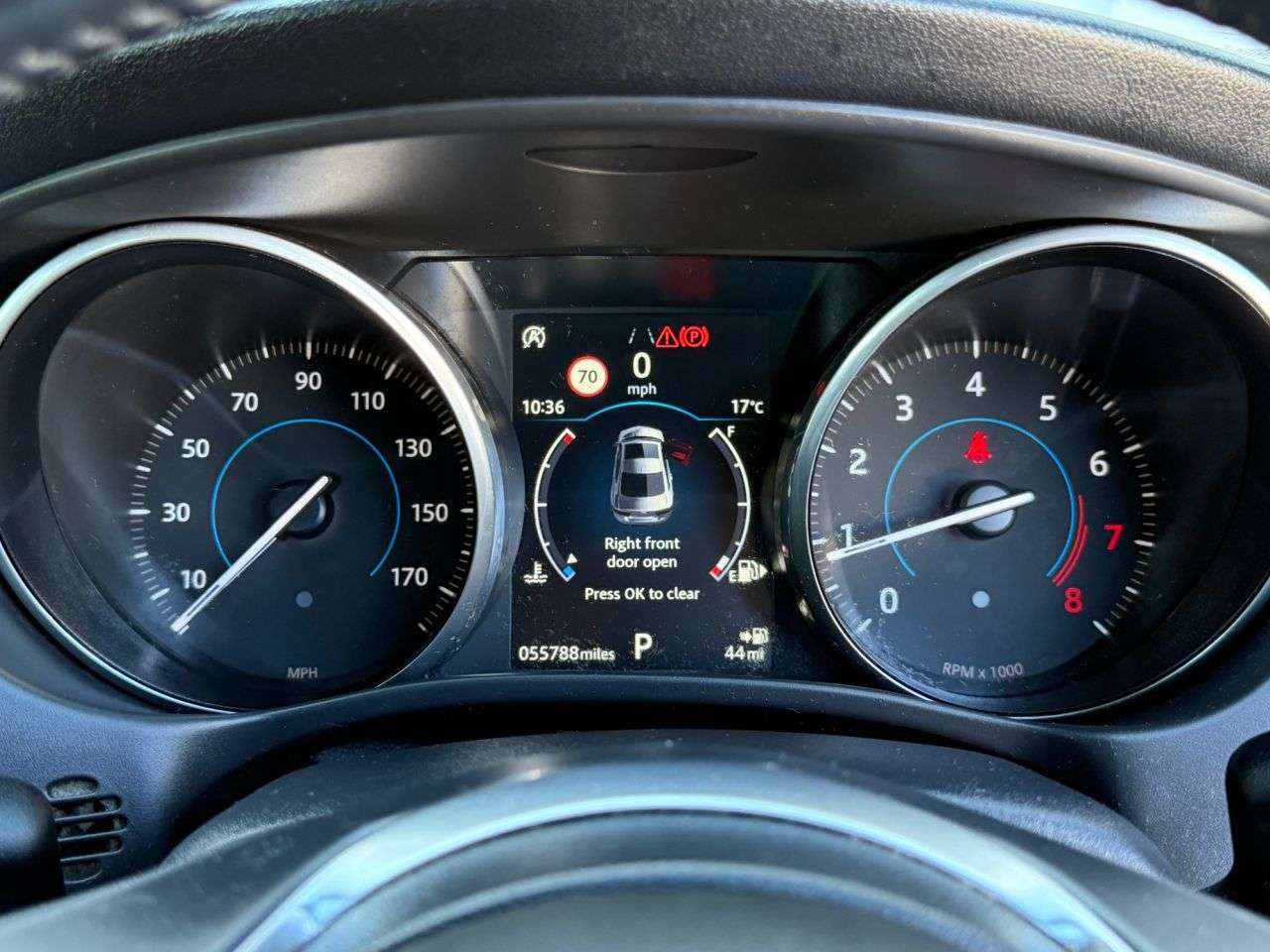 2017 JAGUAR XE 2017 JAGUAR XE