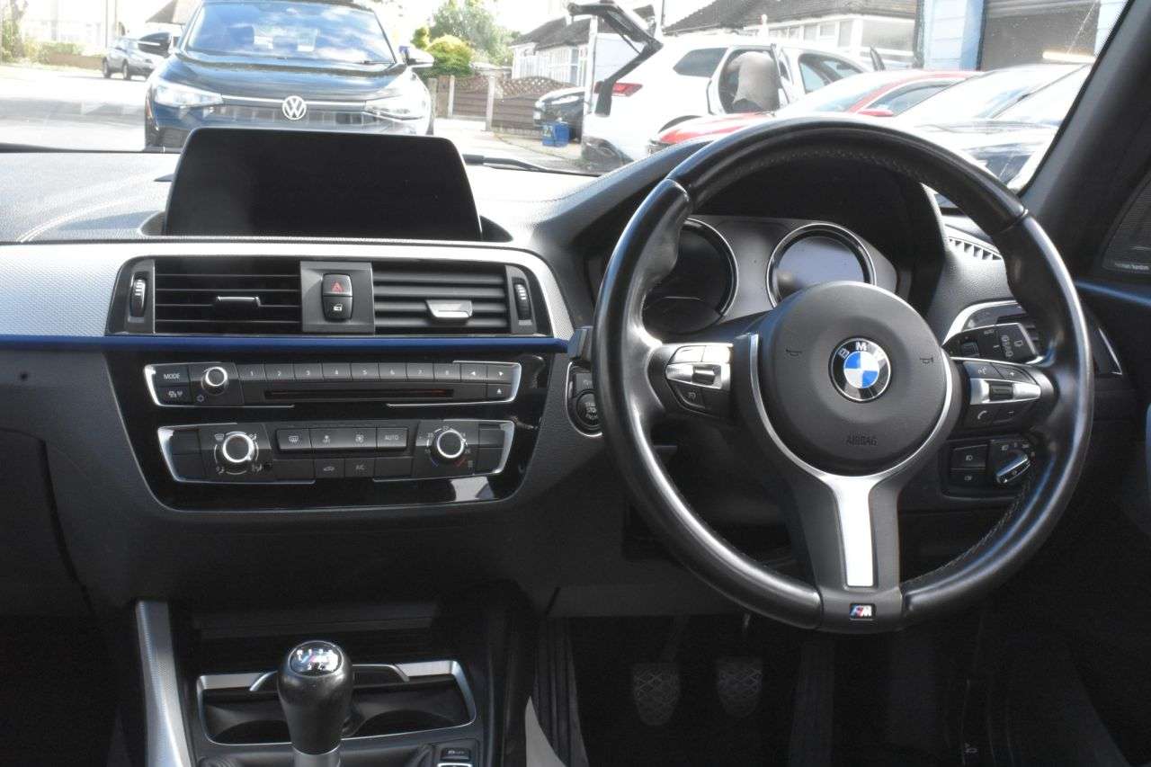 2018 BMW 1 SERIES 2018 BMW 1 SERIES