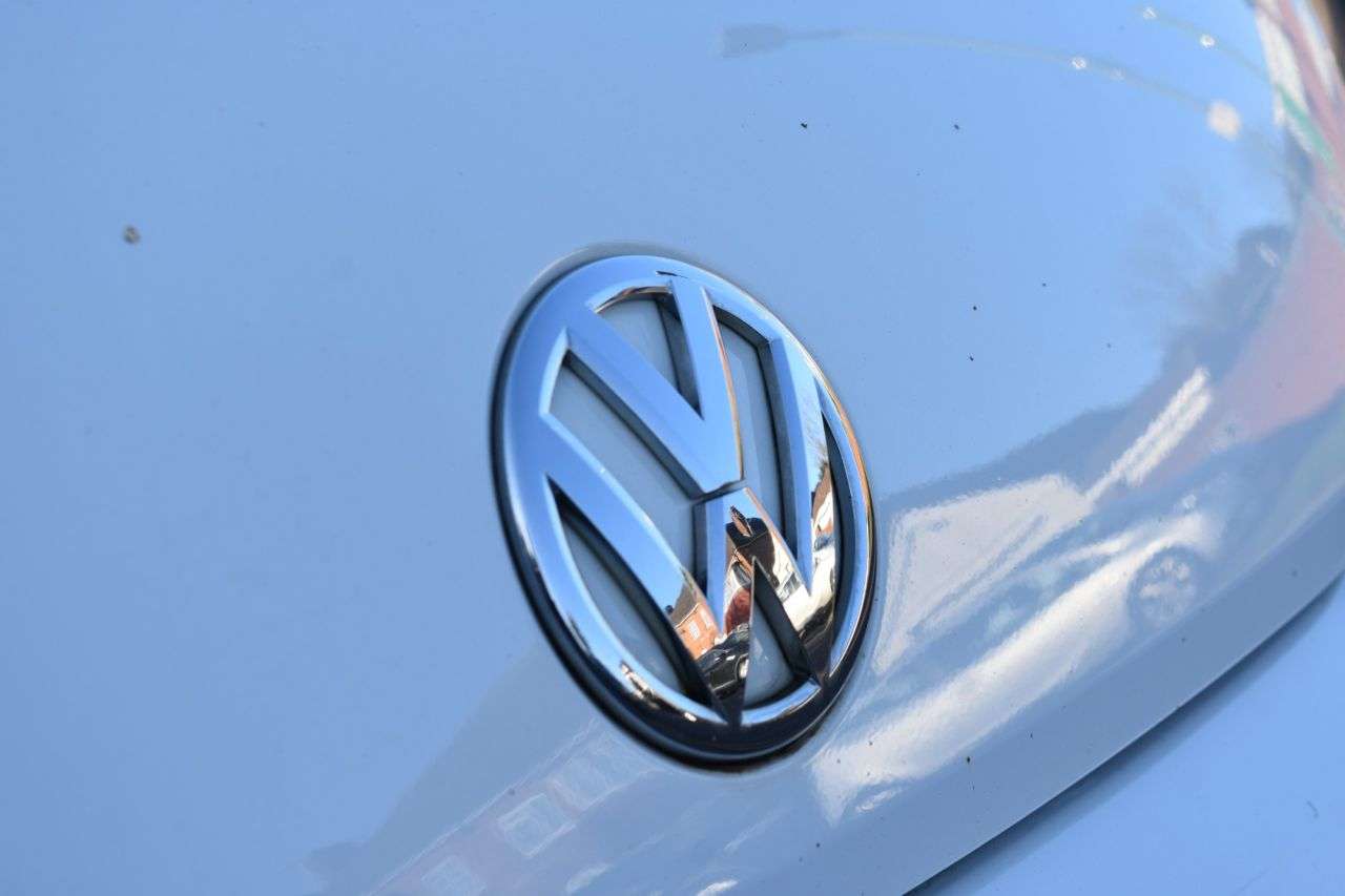 2015 VOLKSWAGEN BEETLE 2015 VOLKSWAGEN BEETLE