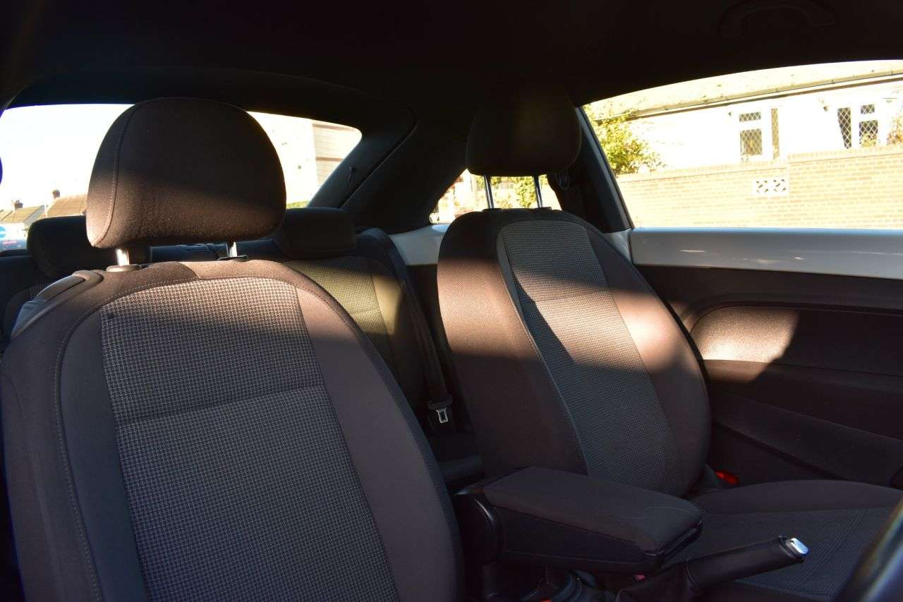 2015 VOLKSWAGEN BEETLE 2015 VOLKSWAGEN BEETLE