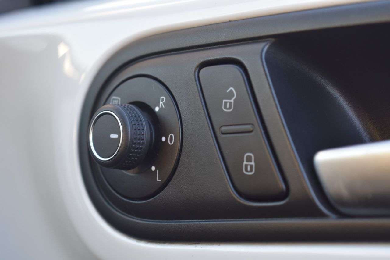 2015 VOLKSWAGEN BEETLE 2015 VOLKSWAGEN BEETLE