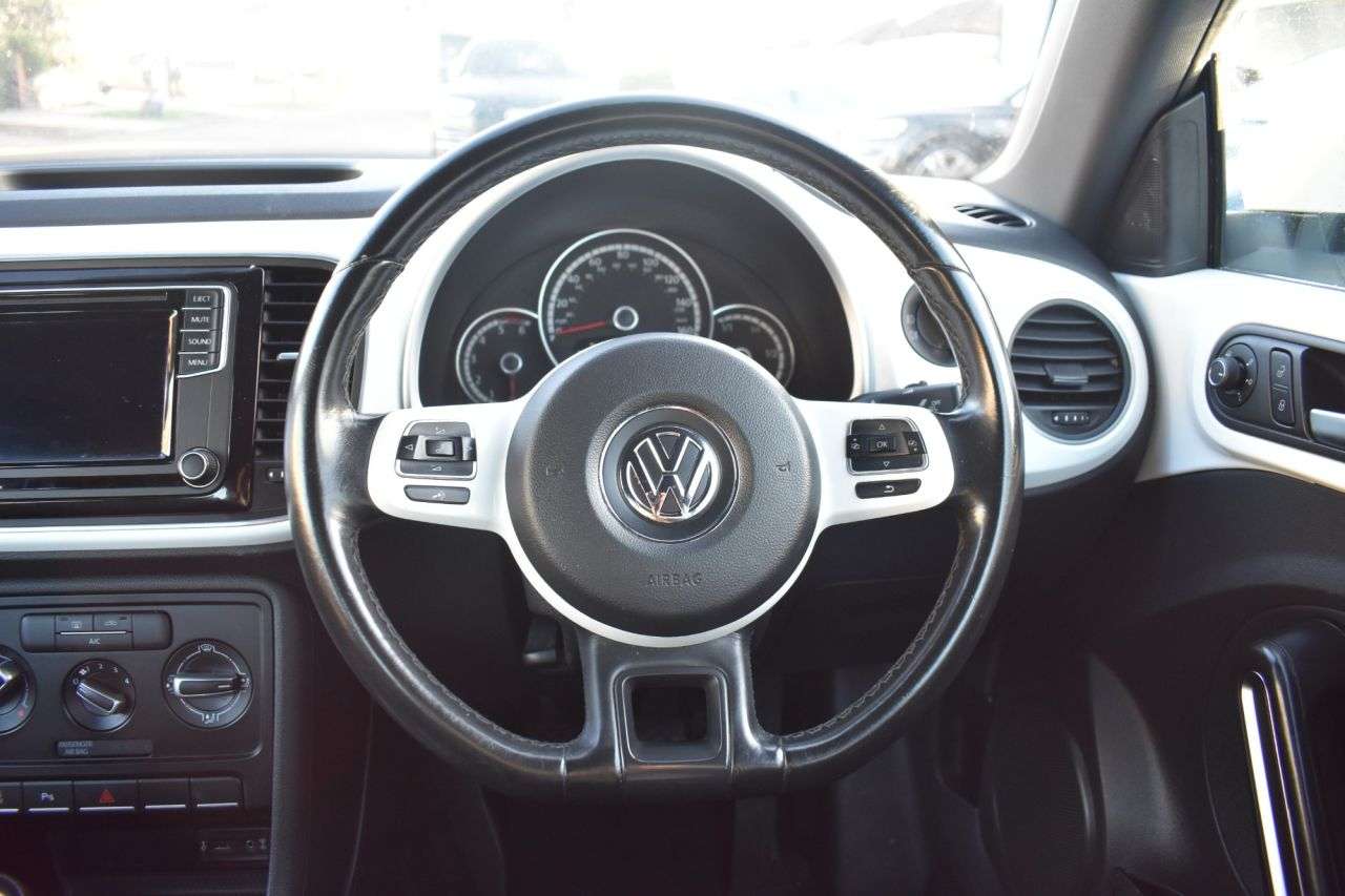 2015 VOLKSWAGEN BEETLE 2015 VOLKSWAGEN BEETLE