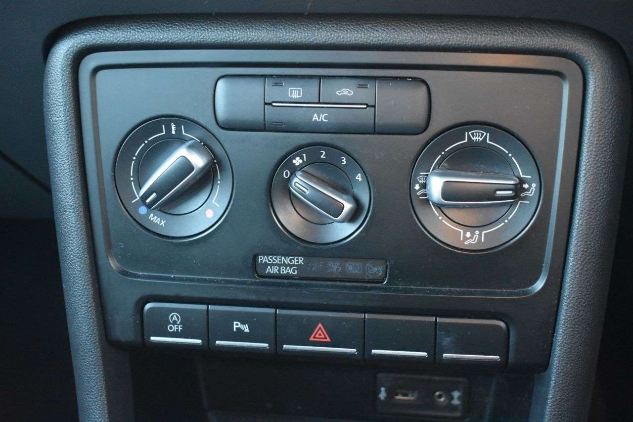 2015 VOLKSWAGEN BEETLE 2015 VOLKSWAGEN BEETLE