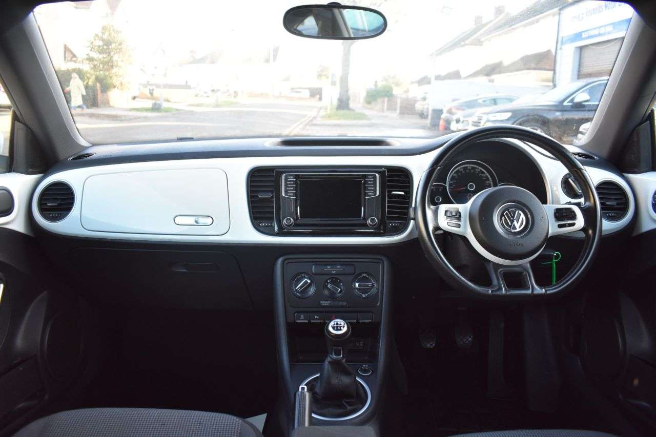 2015 VOLKSWAGEN BEETLE 2015 VOLKSWAGEN BEETLE