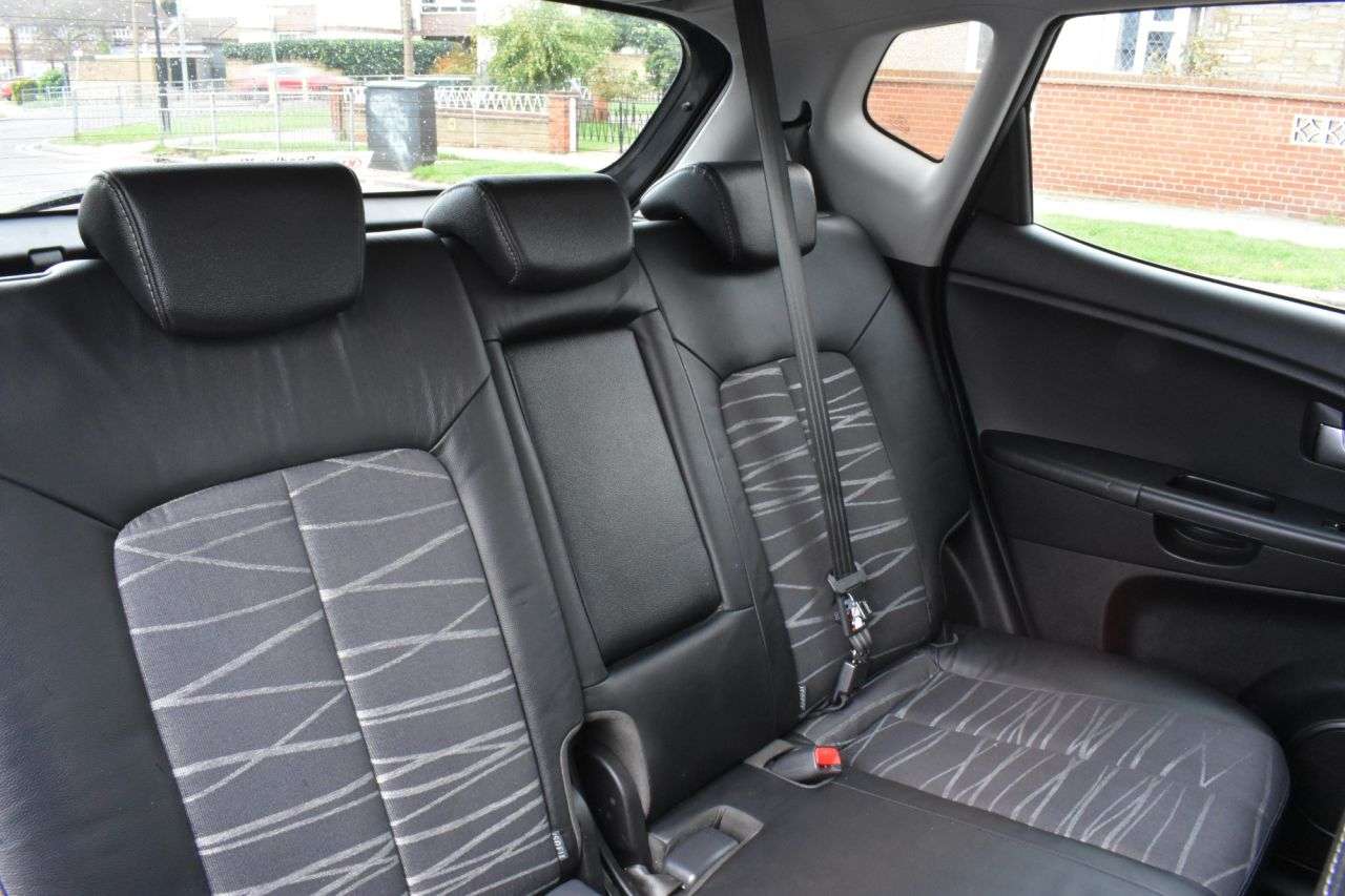 2015 KIA VENGA 2015 KIA VENGA