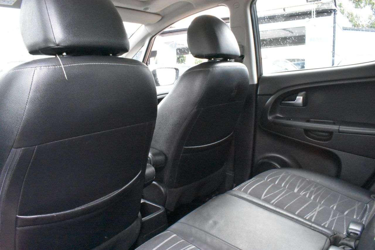 2015 KIA VENGA 2015 KIA VENGA