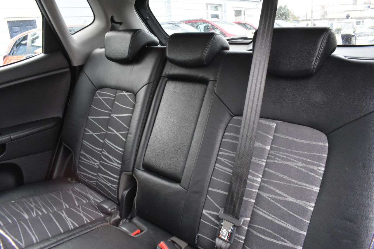 2015 KIA VENGA 2015 KIA VENGA