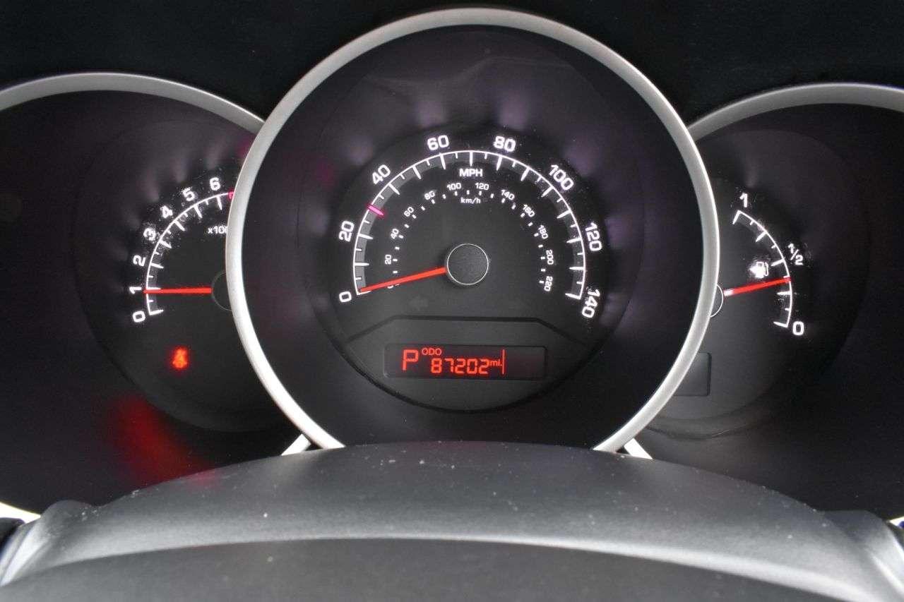 2015 KIA VENGA 2015 KIA VENGA