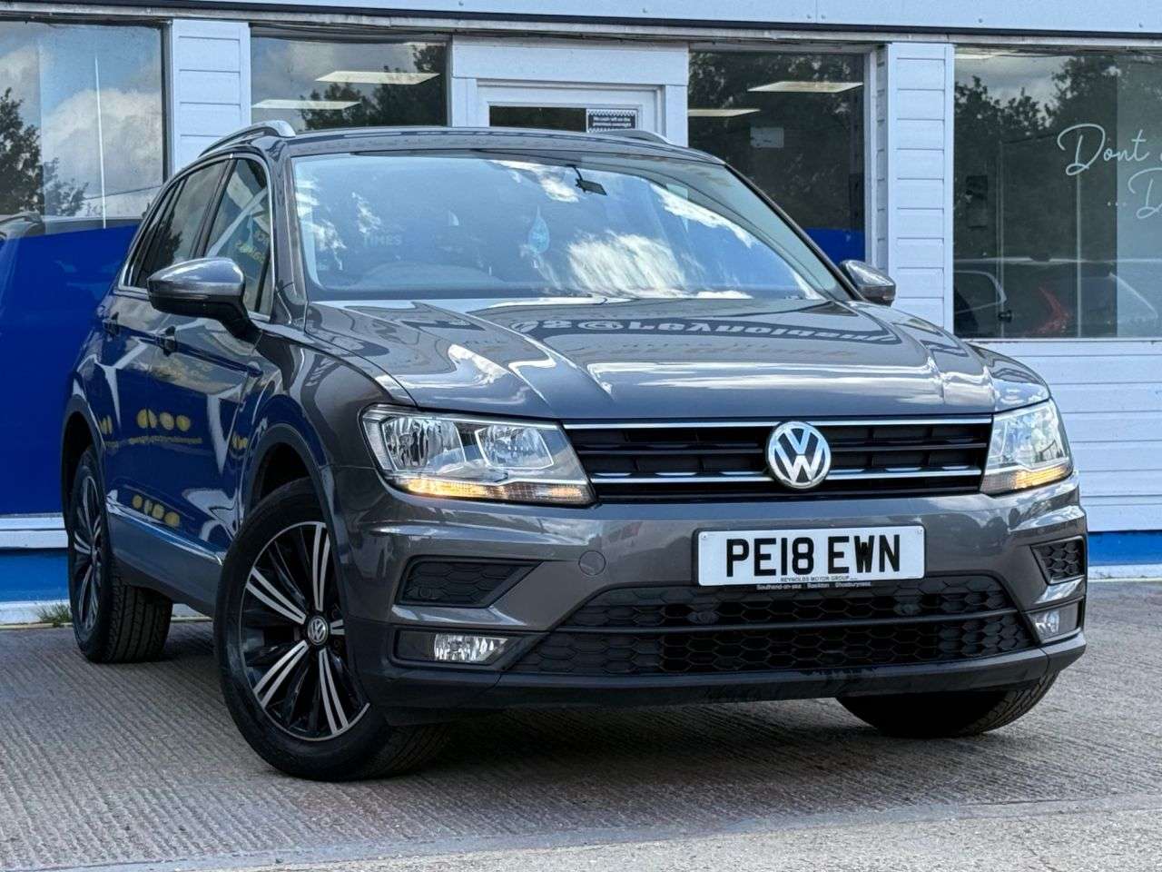 2018 VOLKSWAGEN TIGUAN 2018 VOLKSWAGEN TIGUAN