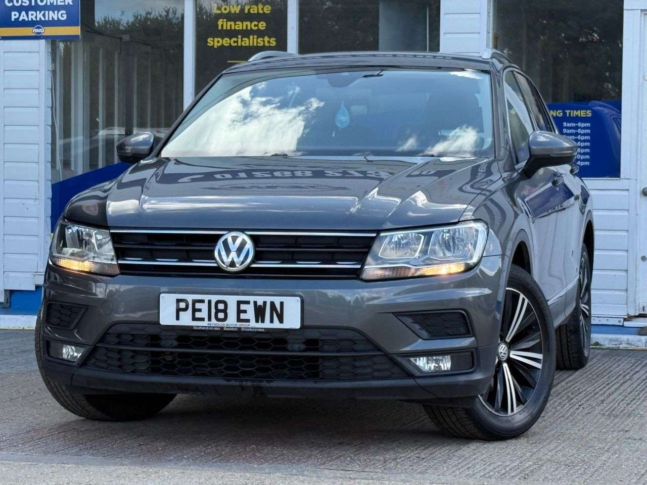 2018 VOLKSWAGEN TIGUAN 2018 VOLKSWAGEN TIGUAN