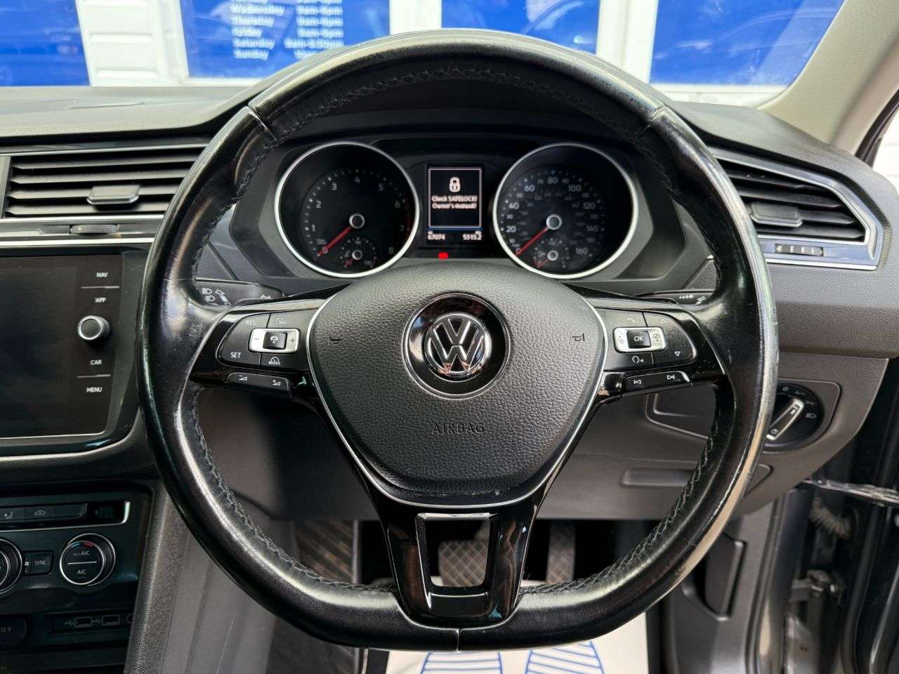 2018 VOLKSWAGEN TIGUAN 2018 VOLKSWAGEN TIGUAN