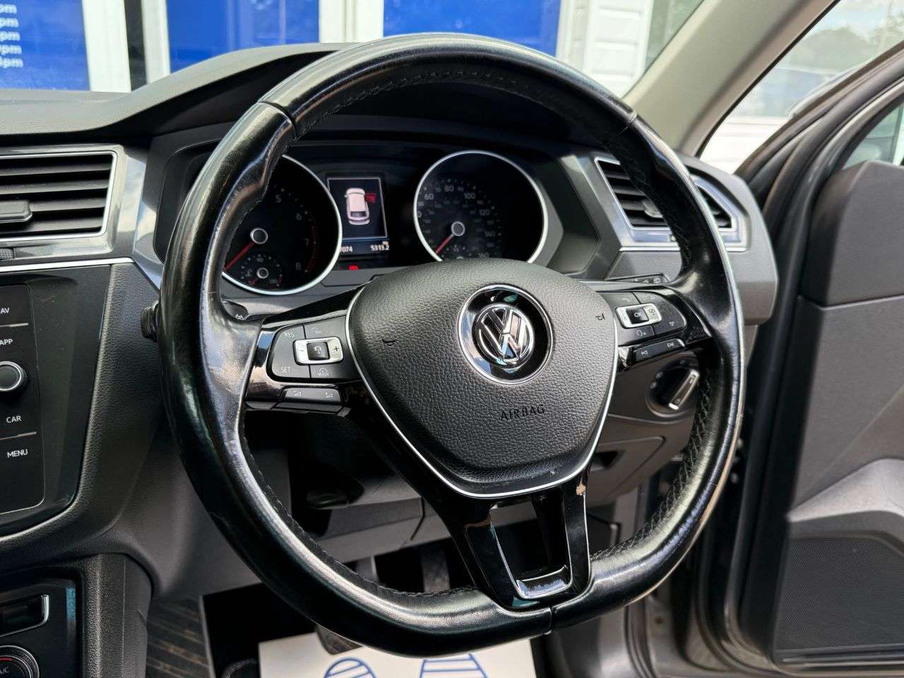 2018 VOLKSWAGEN TIGUAN 2018 VOLKSWAGEN TIGUAN