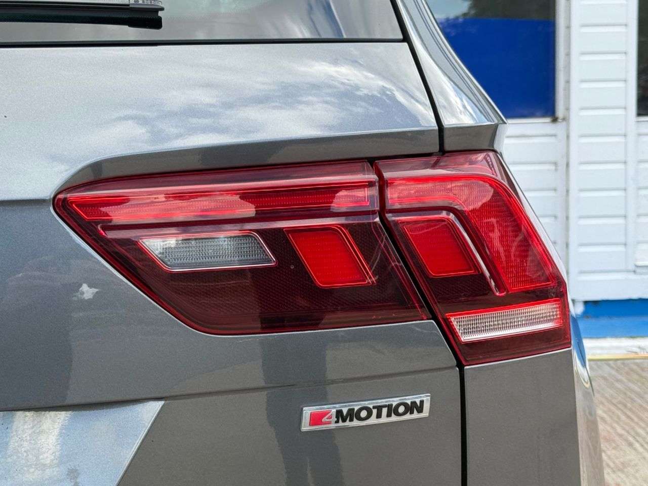 2018 VOLKSWAGEN TIGUAN 2018 VOLKSWAGEN TIGUAN