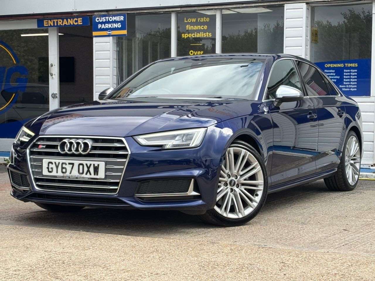 2017 AUDI S4 2017 AUDI S4