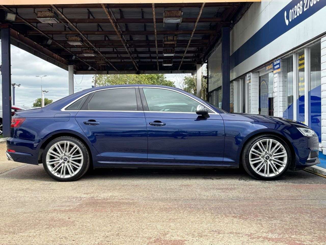 2017 AUDI S4 2017 AUDI S4