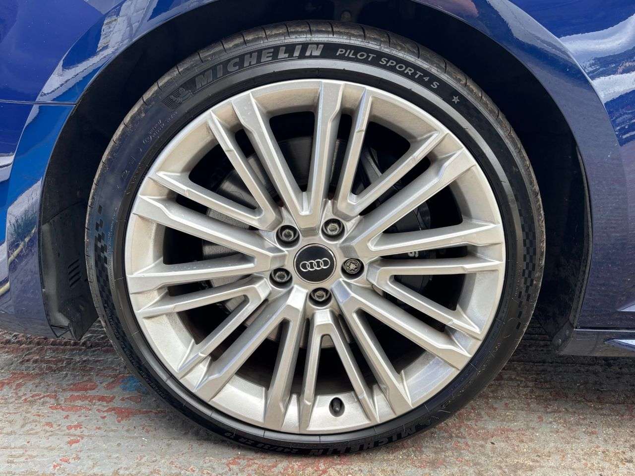 2017 AUDI S4 2017 AUDI S4