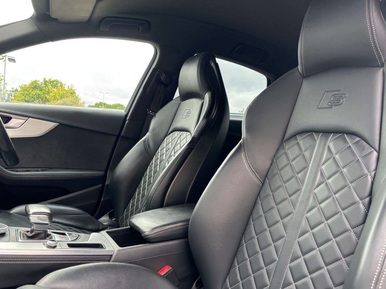 2017 AUDI S4 2017 AUDI S4