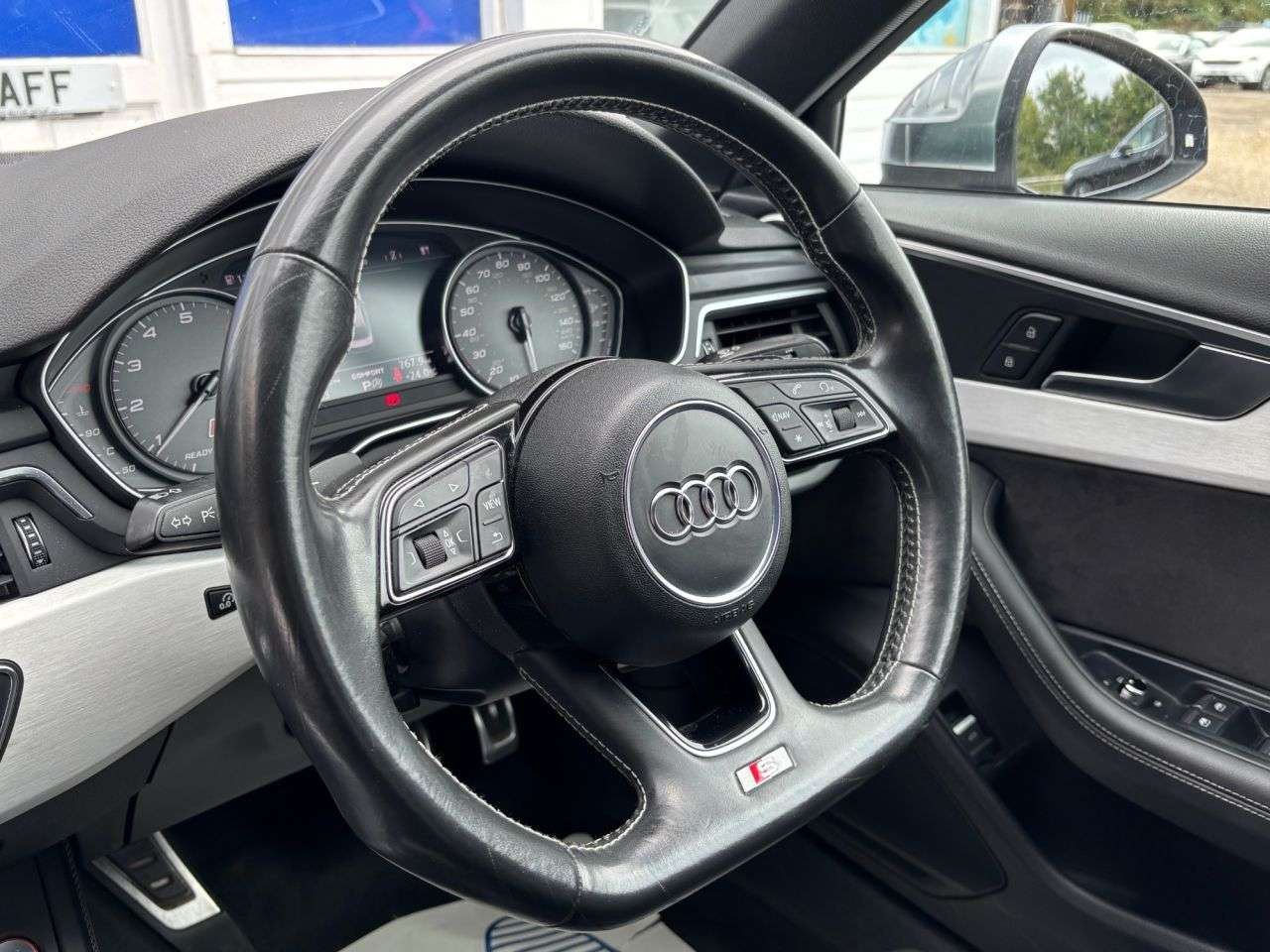 2017 AUDI S4 2017 AUDI S4