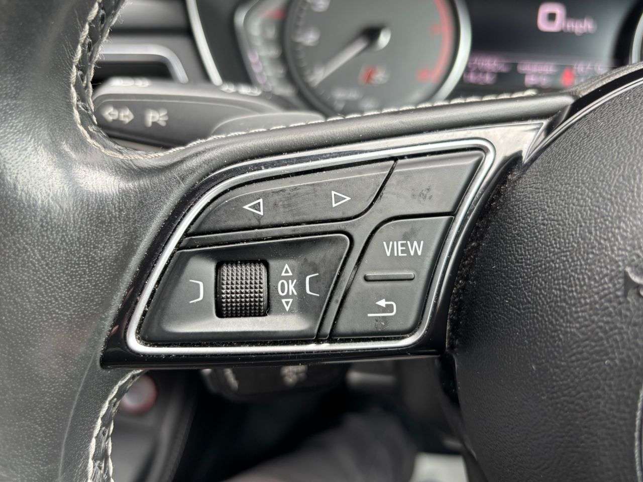 2017 AUDI S4 2017 AUDI S4