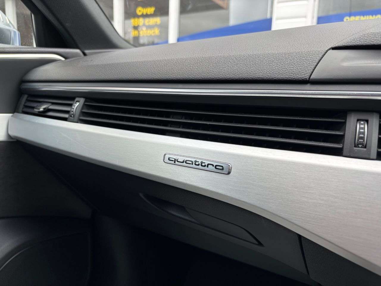 2017 AUDI S4 2017 AUDI S4