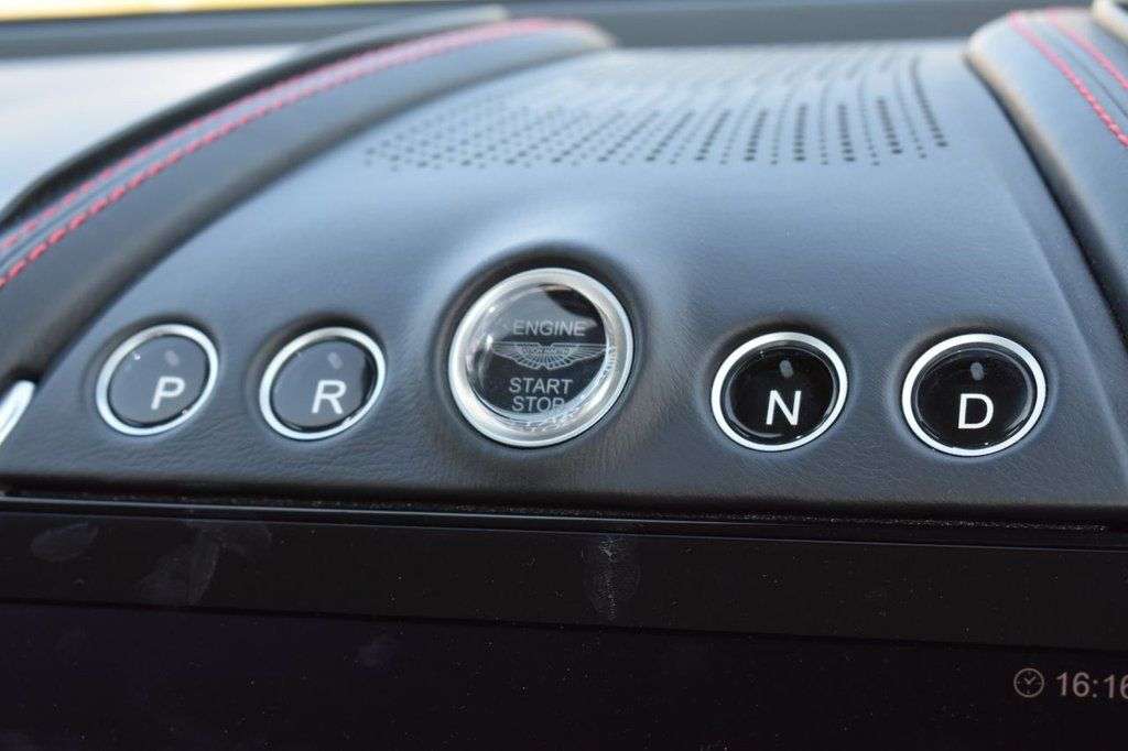 2021 ASTON MARTIN DBX 2021 ASTON MARTIN DBX