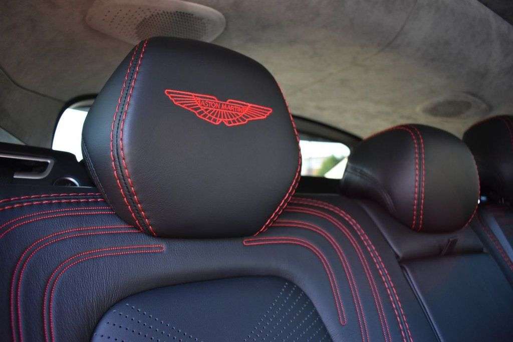 2021 ASTON MARTIN DBX 2021 ASTON MARTIN DBX