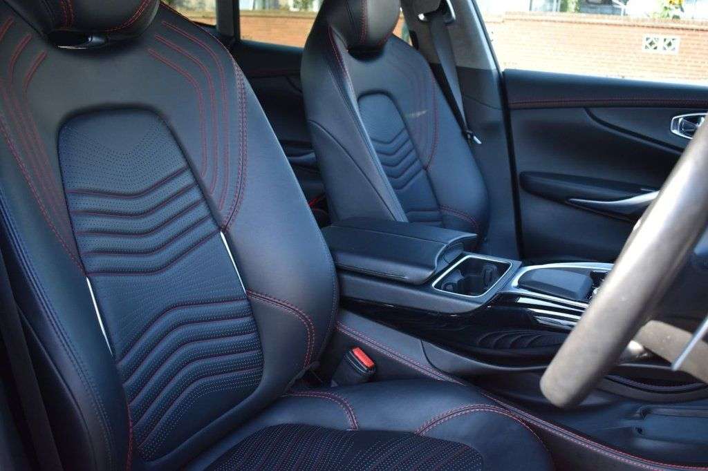 2021 ASTON MARTIN DBX 2021 ASTON MARTIN DBX